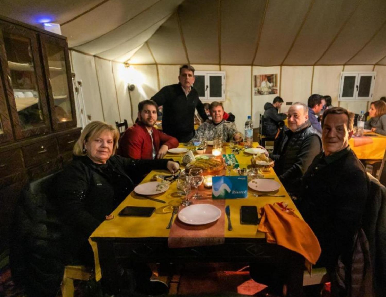 Bedouin Desert Camp 梅尔祖卡 外观 照片